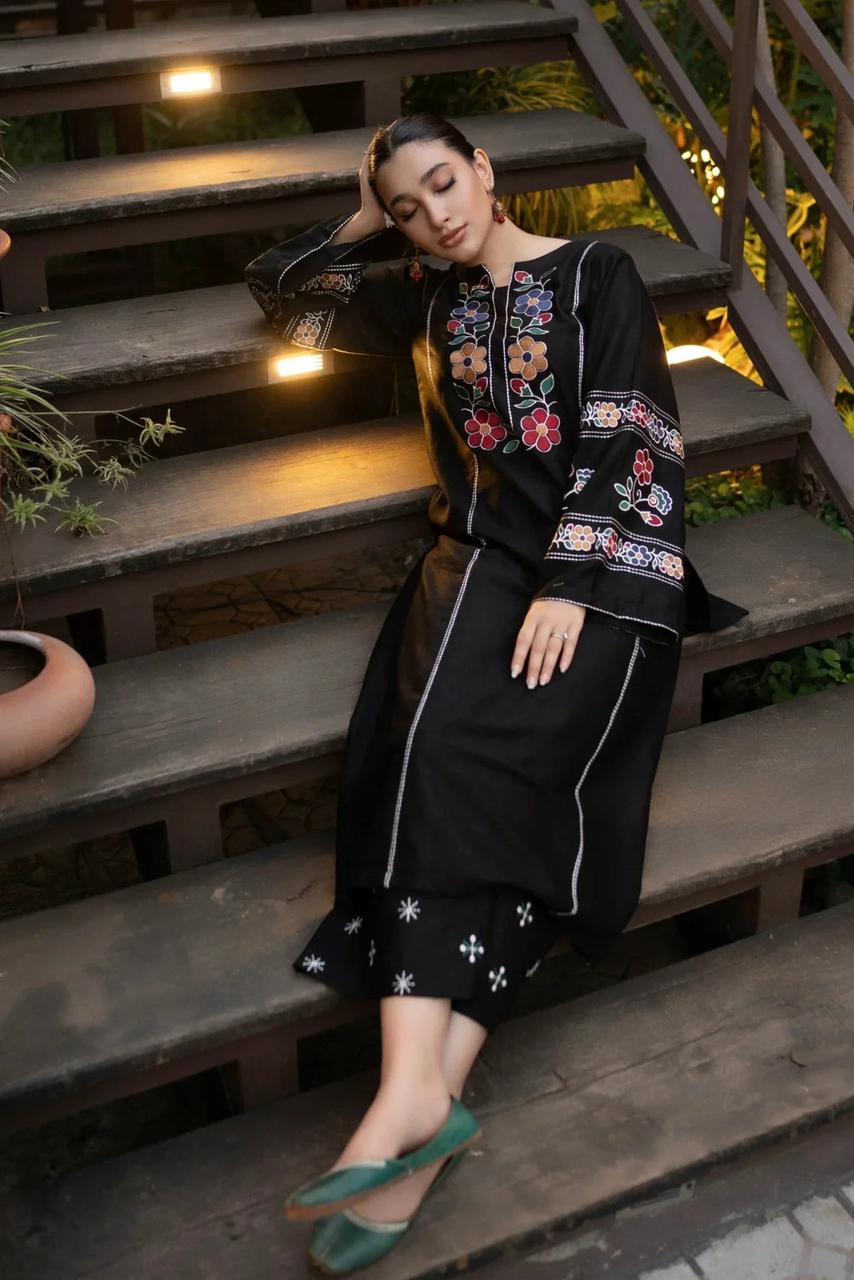 Decent Black Embroidered 2Pcs