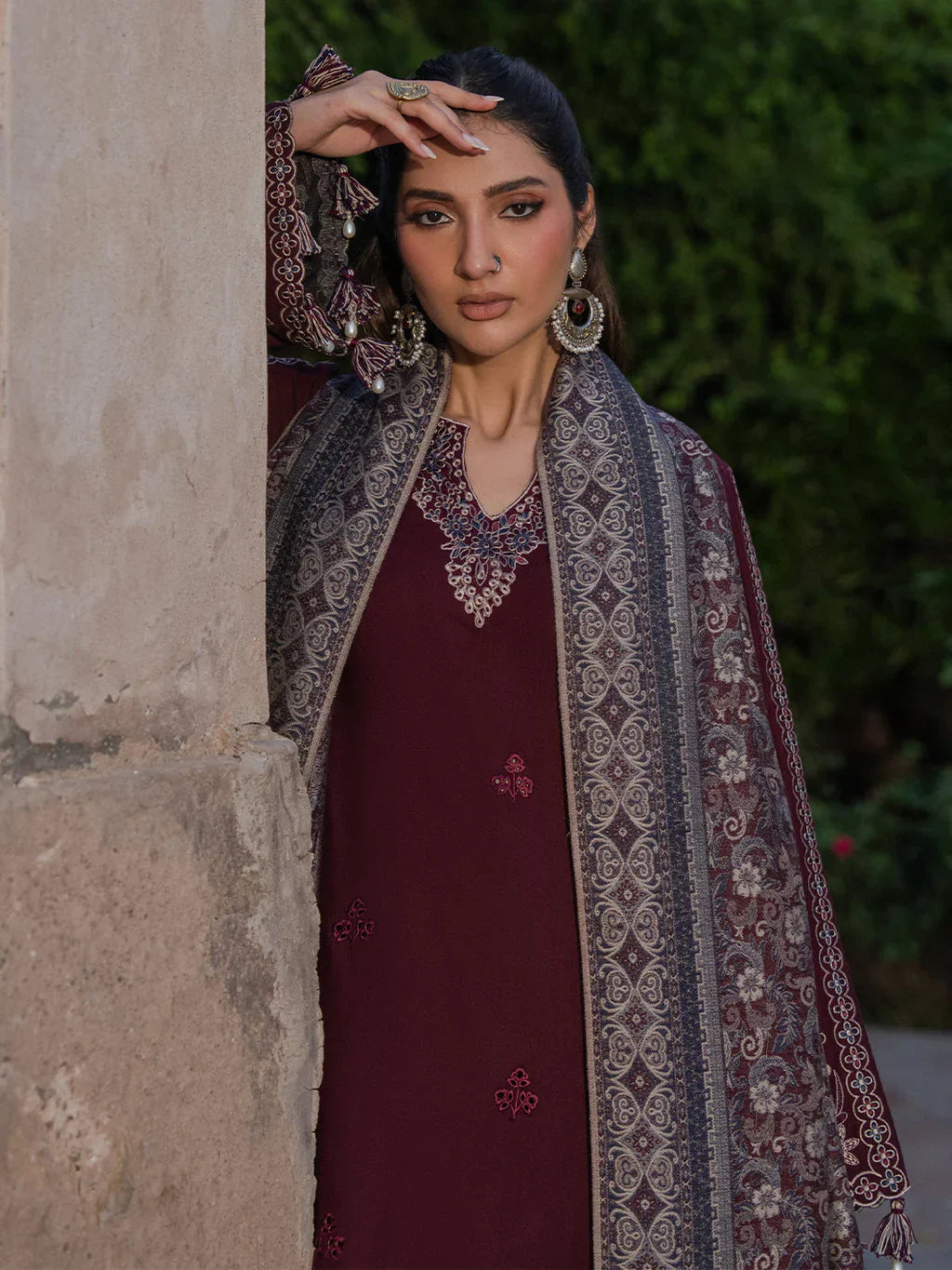 Izel– 3pc Dhanak Embroidered Shirt with Twill Printed Shawl and Trouser – 258