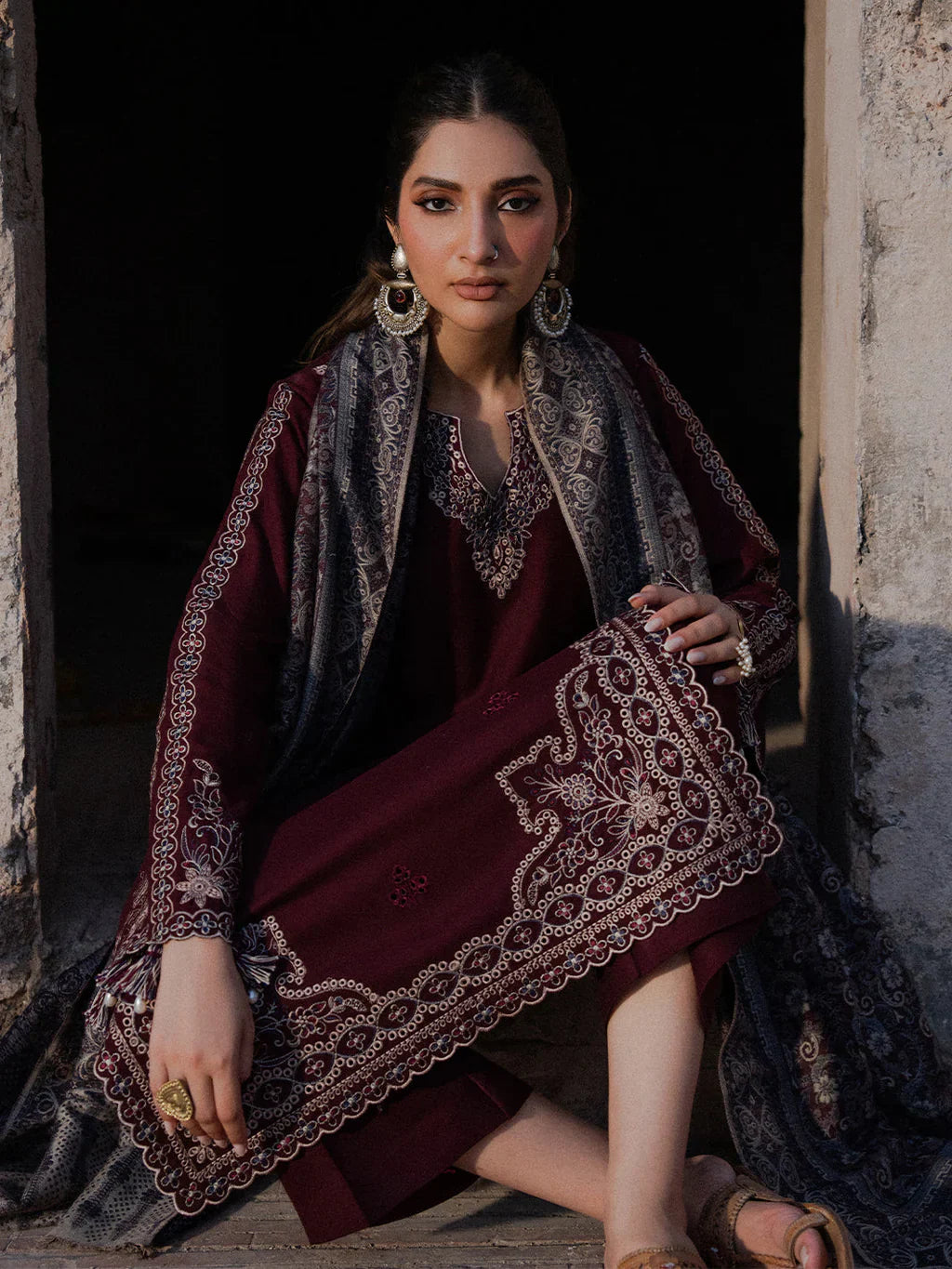 Izel– 3pc Dhanak Embroidered Shirt with Twill Printed Shawl and Trouser – 258