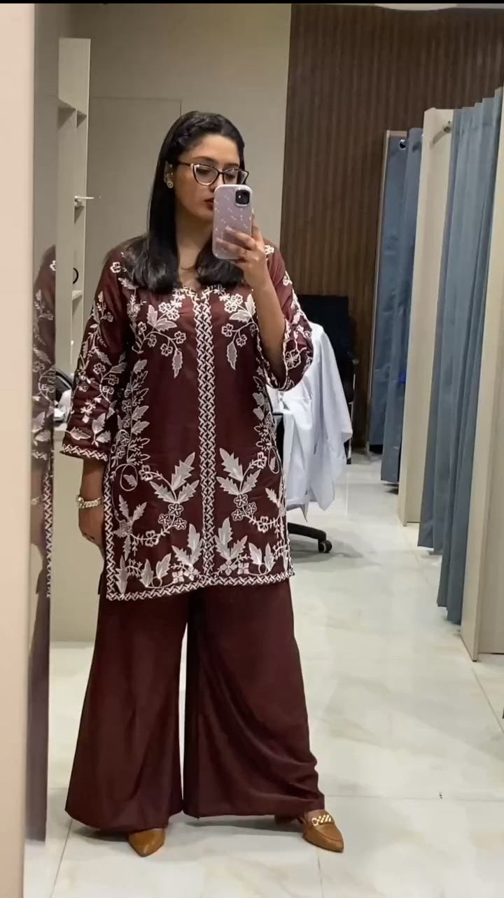 Miral Embroidred 2Pc