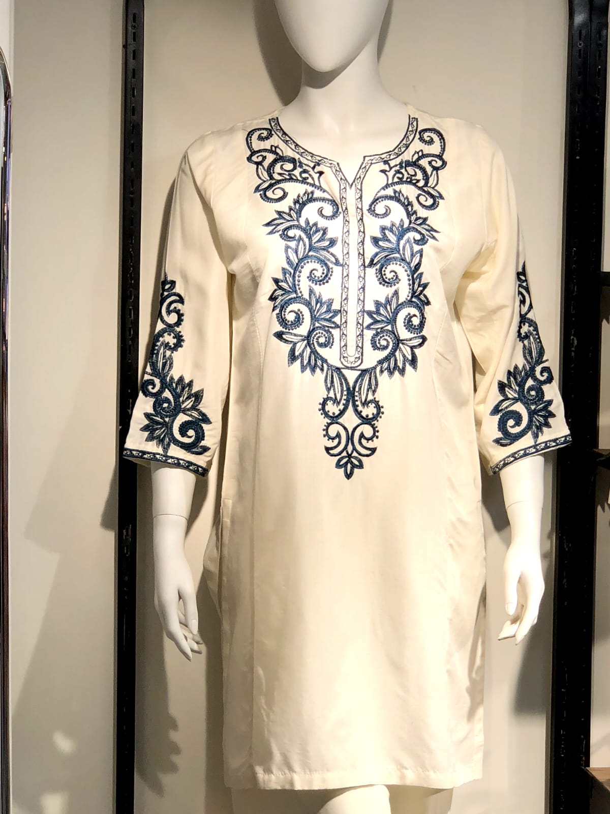 White Elegant Embroidered 2Pc