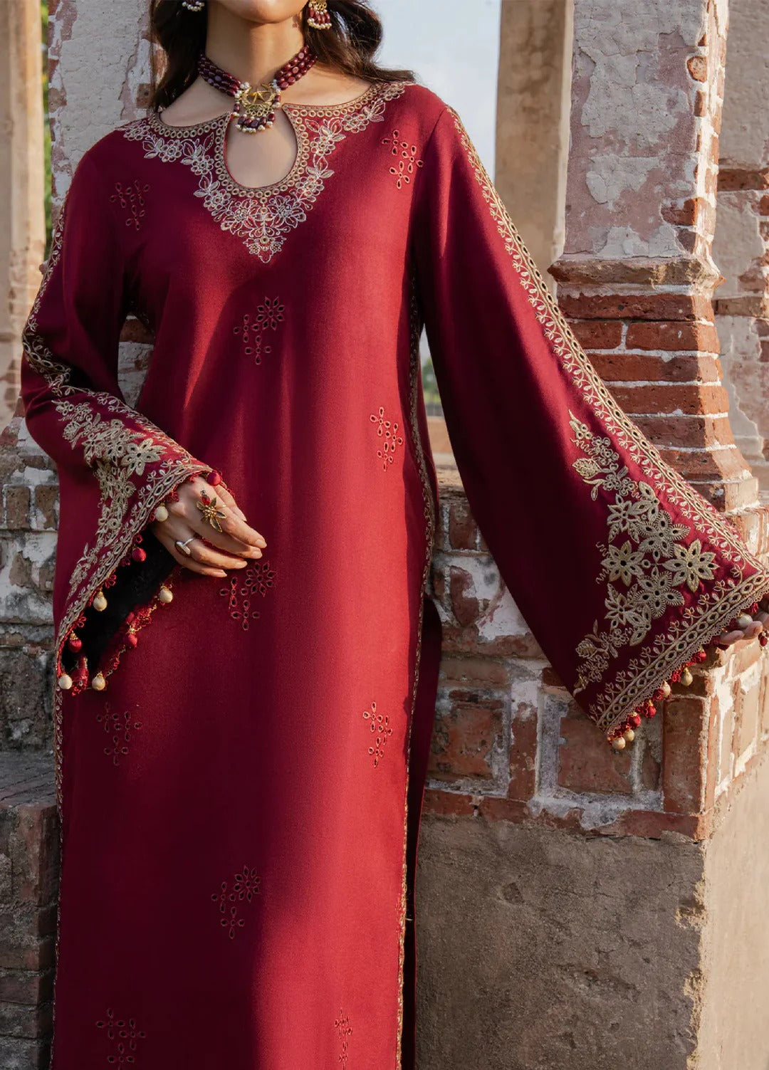 Izel - 3pc Dhanak Embroidered Suit with Dhanak Printed Shawl