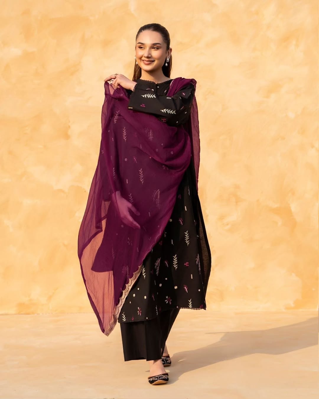 Black Aura Embroidered 2Pc